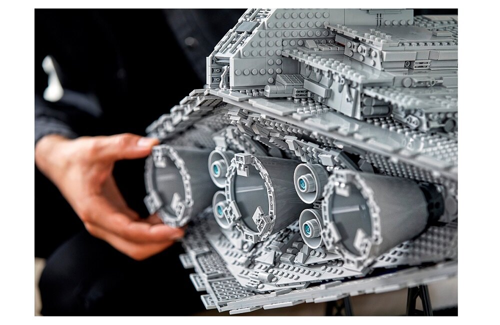 LEGO Star Wars Gwiezdny Niszczyciel Imperium 75252 kreatywna zabawa prawidłowy rozwój merytoryczny dziecka klocki figurki minifigurki bez zasilania klasyczna zabawa wysoka jakość lego wielogodzinna zabawa