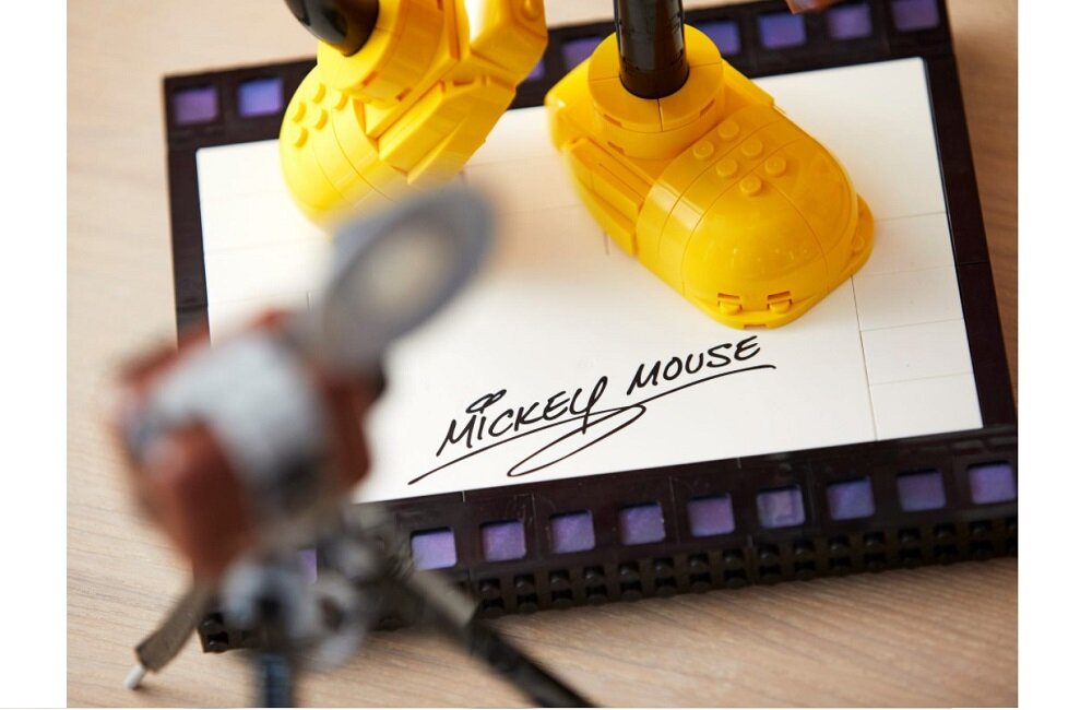 LEGO Disney Myszka Miki i Myszka Minnie do zbudowania 43179 kreatywna zabawa prawidłowy rozwój merytoryczny dziecka klocki figurki minifigurki bez zasilania klasyczna zabawa wysoka jakość lego wielogodzinna zabawa disnejowska produkcja