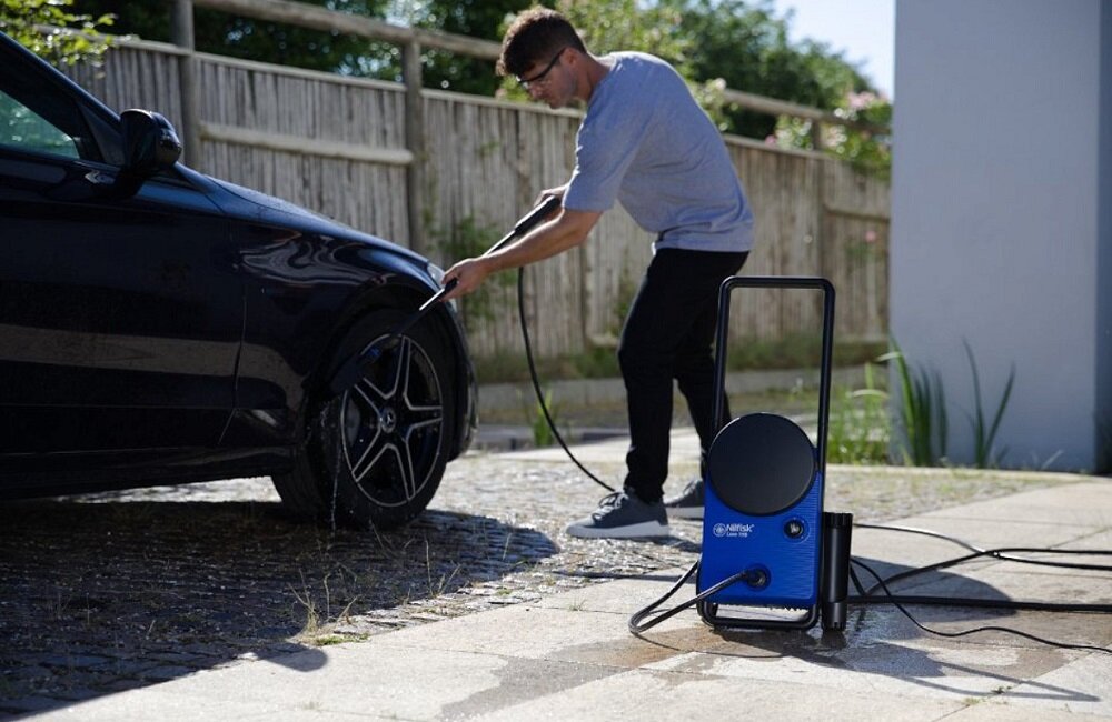 Myjka ciśnieniowa NILFISK Core 140 6 PowerControl Car wash EU 128471269 W sam raz do samochodu i na taras