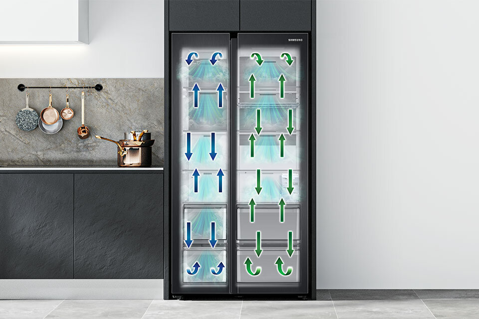 Lodówka w kuchni, w jej wnętrzu dwa osobne obiegi powietrza Lodówka w kuchni, w jej wnętrzu dwa osobne obiegi powietrza