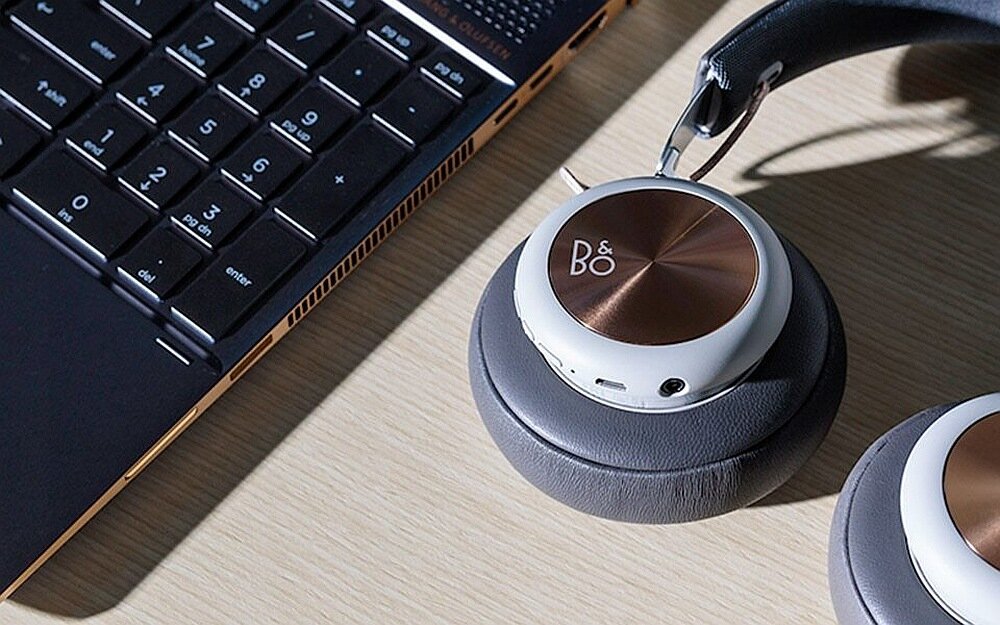 Laptop HP Spectre x360 muzyka