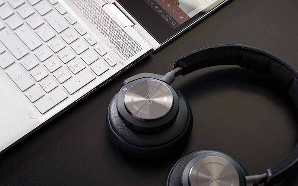 Laptop HP Envy x360 muzyka
