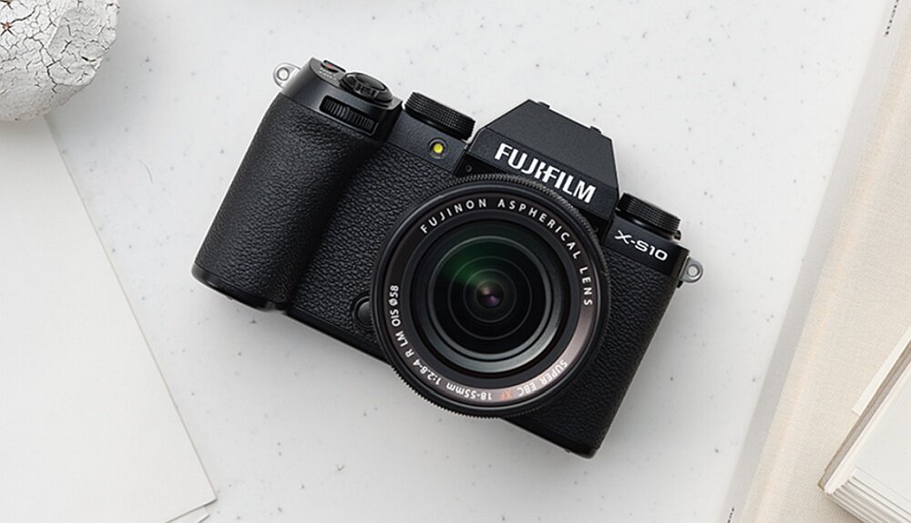 Aparat FUJIFILM X-S10 filmy