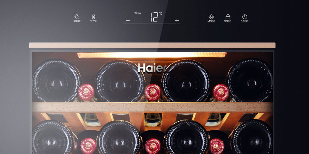 CHŁODZIARKA DO WINA HAIER HWS49GA przybliżenie panel front kontrola intuicyjny panel Cyfrowy Zawsze pod kontrolą wyświetlacz wzorowo schłodzone wino