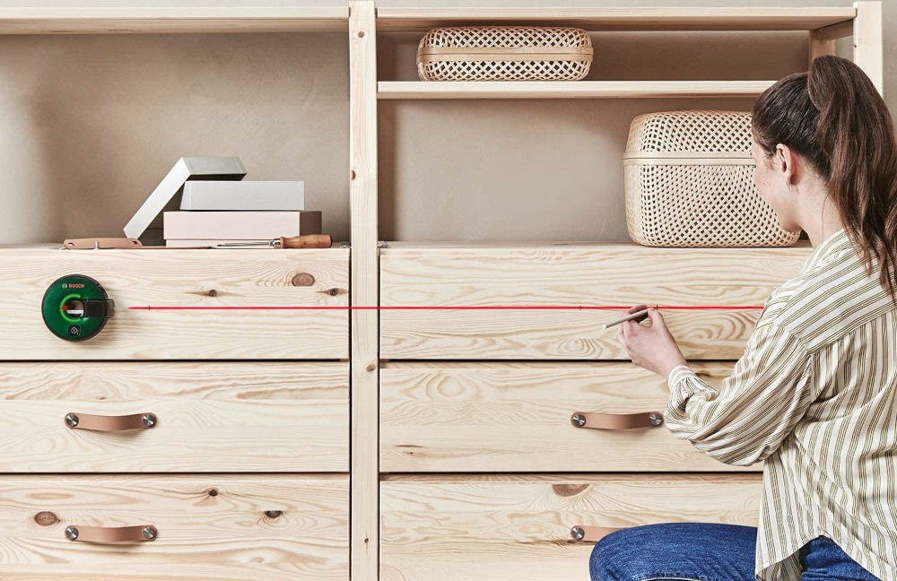 BOSCH Atino różne prace wyrównywanie obrazy półki wieszaki uchwyty aranżacje dekoracje lustro telewizor