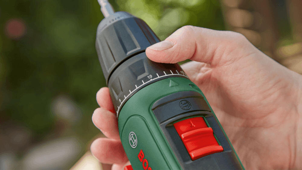 BOSCH UniversalDrill 18V 06039D4003 precyzyjna praca moment oborotowy