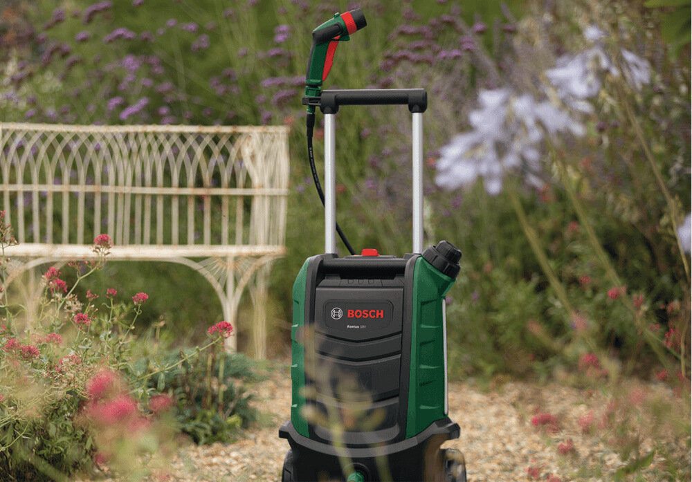Myjka ciśnieniowa BOSCH 06008B6101 Fontus Gen 2 akumulator wymienny seria POWER FOR ALL długotrwałe zasilanie do pracy na zewnątrz