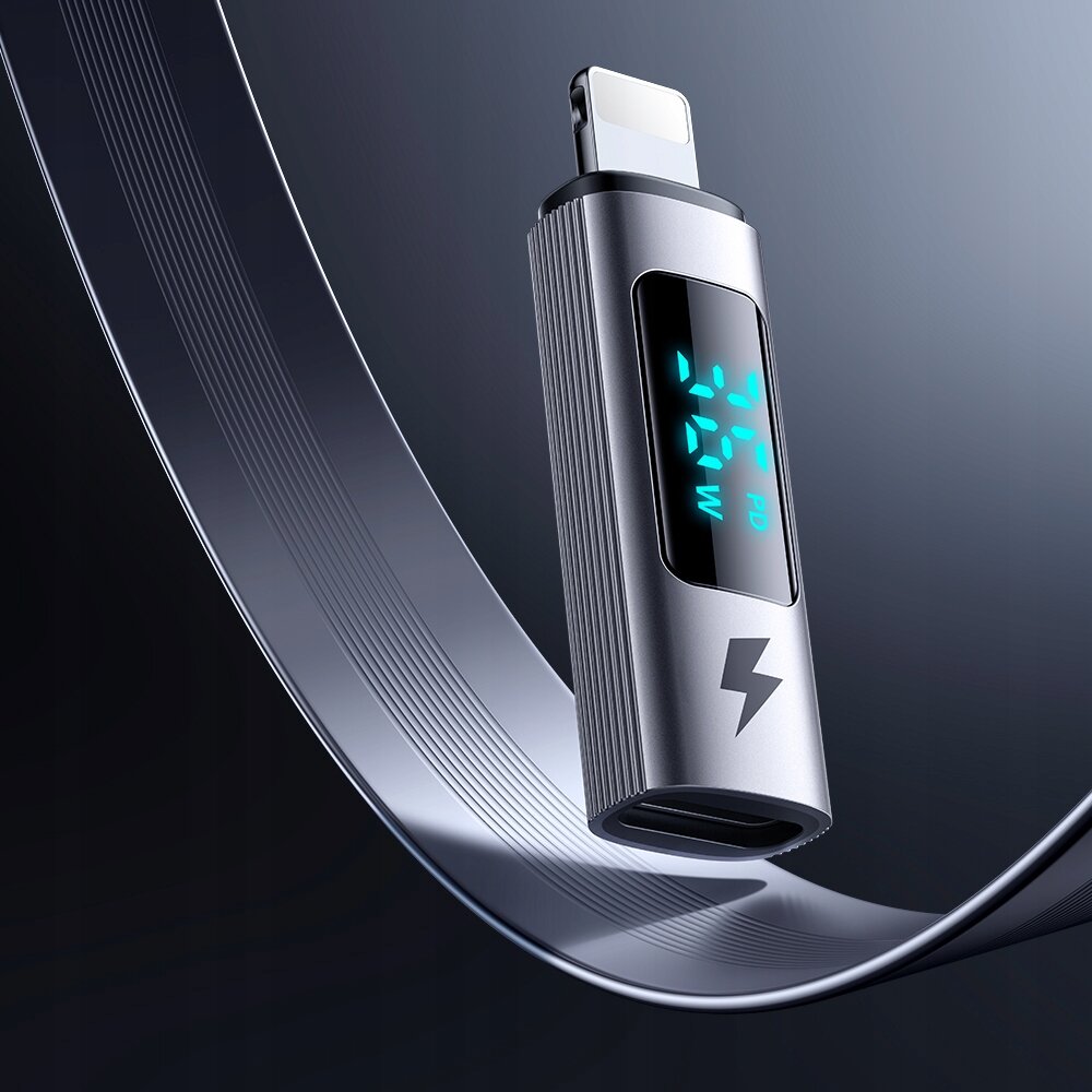 Srebrny adapter USB-C do Lightning z wyświetlaczem pokazującym \'36W PD\'. Na obudowie widoczny jest symbol błyskawicy.