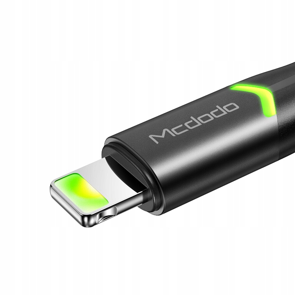 Czarny kabel USB Lightning z logo \'Mcdodo\' i zielonym podświetleniem na końcówce złącza.