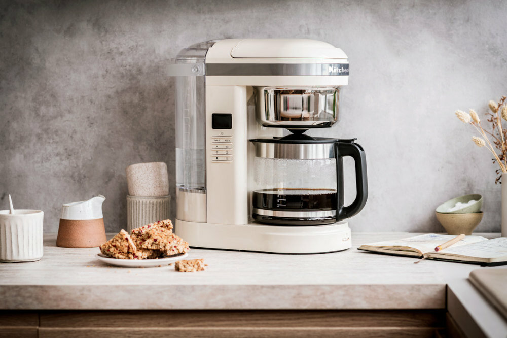 Ekspres KITCHENAID 5KCM1209EER Czerwony 24-godzinny programator prosta obsluga wyswietlacz LCD