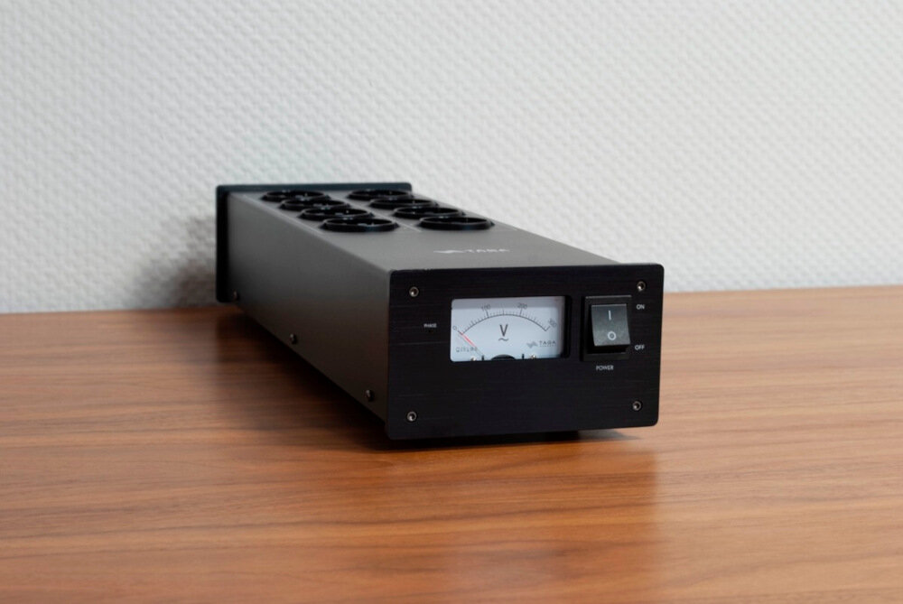 Filtr zasilania TAGA HARMONY PF-1000 V.2 - Lepsza obudowa