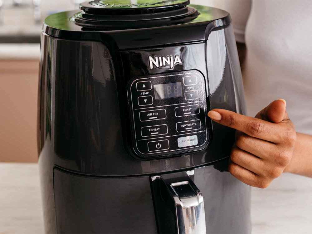 Frytkownica beztluszczowa NINJA AF100EU Air Fryer cztery dedykowane programy pracy