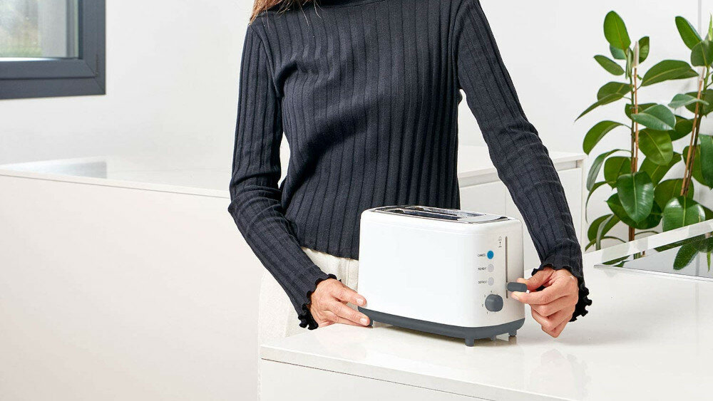Toster BLACK&DECKER BXTO820E - łatwe czyszczenie