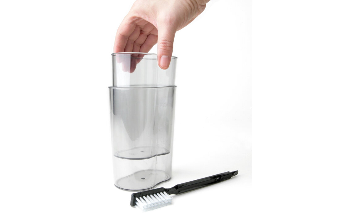 Wyciskarka wolnoobrotowa BLACK&DECKER BXJE200E osobne pojemniki pojemnosc 1 l zero waste niemarnowanie zywnosci