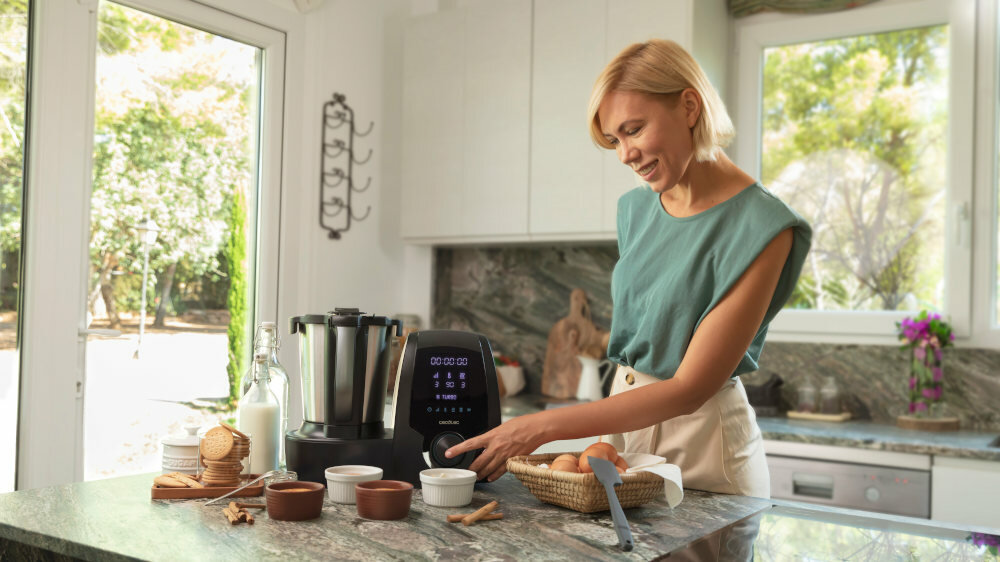 Robot wielofunkcyjny CECOTEC Mambo 10070 1700W z wbudowaną wagą i funkcją gotowania innowacyjna funkxja smazenia mozliwosci gotowanie