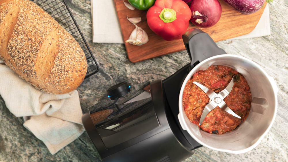 Robot wielofunkcyjny CECOTEC Mambo 10070 1700W z wbudowaną wagą i funkcją gotowania wygodne uzytkowanie waga do wazenia zywnosci w dzbanku szybkie i latwe czyszczenie w zmywarce