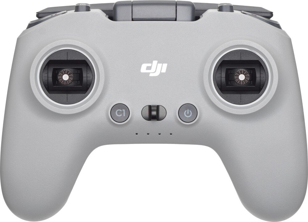 Kontroler DJI do FPV ergonomia waga wygoda