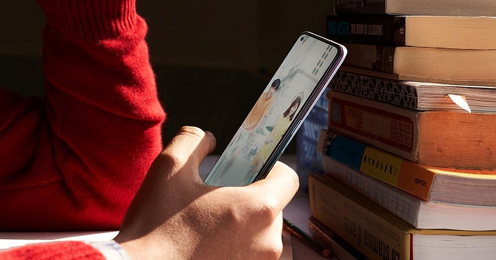 Smartfon OPPO Reno 5 Lite zestaw