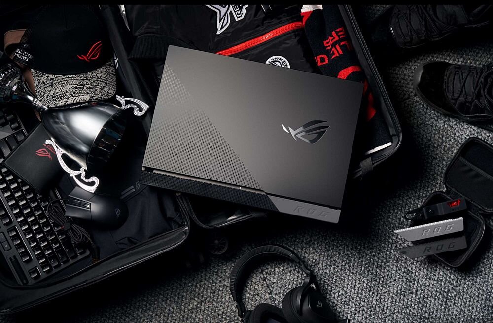 Laptop ASUS Rog Strix Scar 17 - 90 Wh 