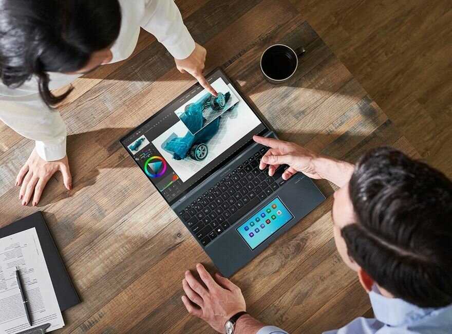 Laptop ASUS ZenBook UX5400 - porty usb c hdmi usb