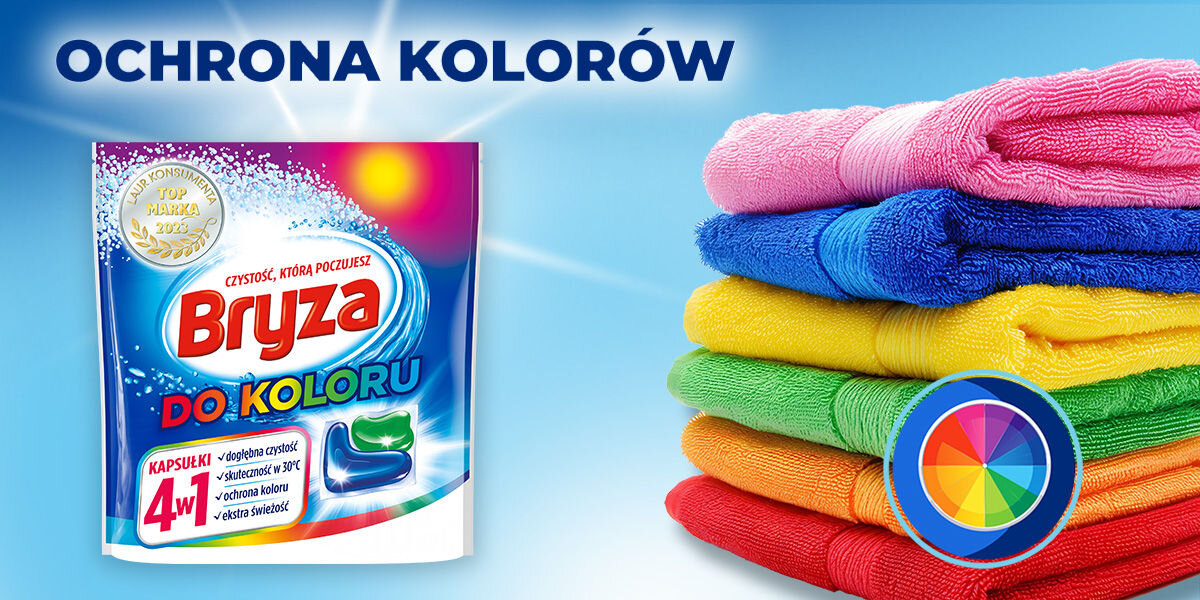 Kapsułki do prania BRYZA 4 w1 Color - 50 szt. opakowanie obok złożonych kolorowych ręczników ochrona kolorów