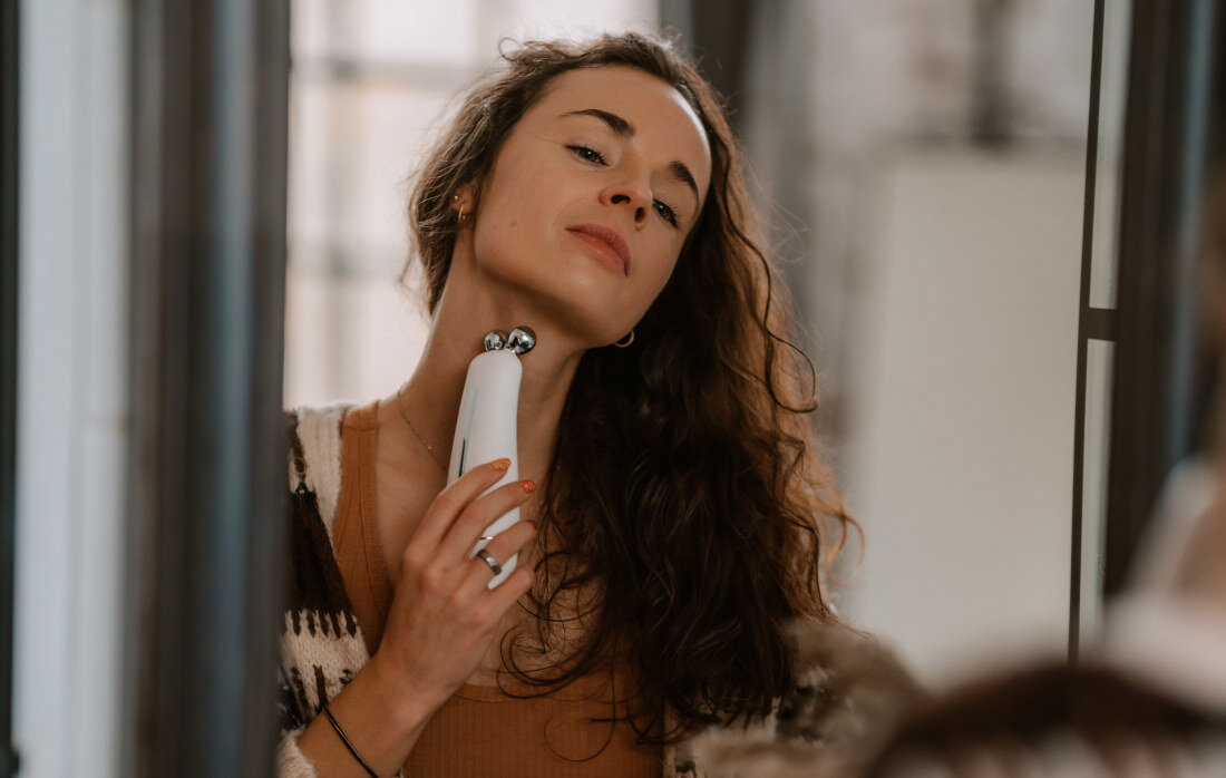 Urządzenie do pielęgnacji twarzy BEAUTIFLY B-Booster PRO Fale radiowe obudowa kolagen elastyna