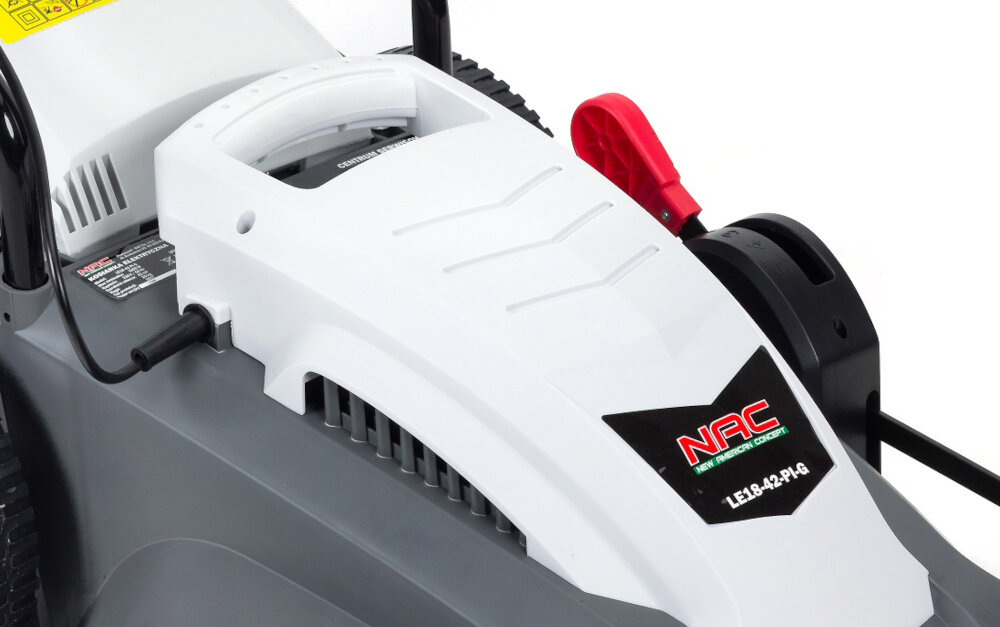 Kosiarka elektryczna NAC LE18-42-PI-G 1800W silnik bezszczotkowy indukcyjny moc 1600 W głośność 94 dB waga 21 kg zwrotna dwa uchwyty