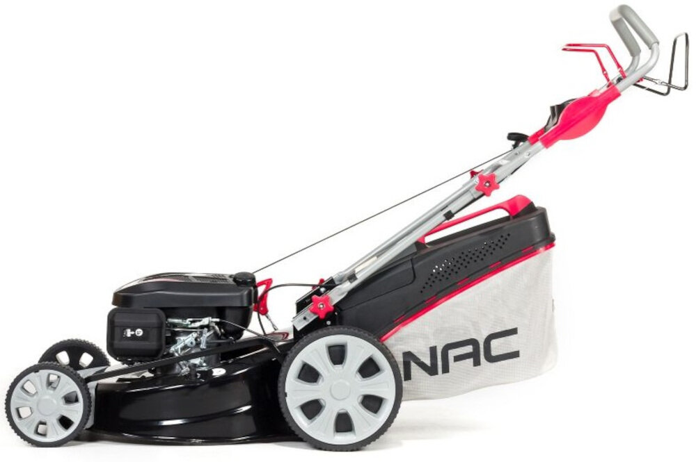 Kosiarka spalinowa NAC LS55-175-HSD-LI z napędem obudowa z metalu kompaktowe solidne urządzenie odporność na uderzenia działanie warunków atmosferycznych koła zmniejszające opory toczenia 17,5 cm na przód 25 cm na tył czarno-czerwonym kolorze