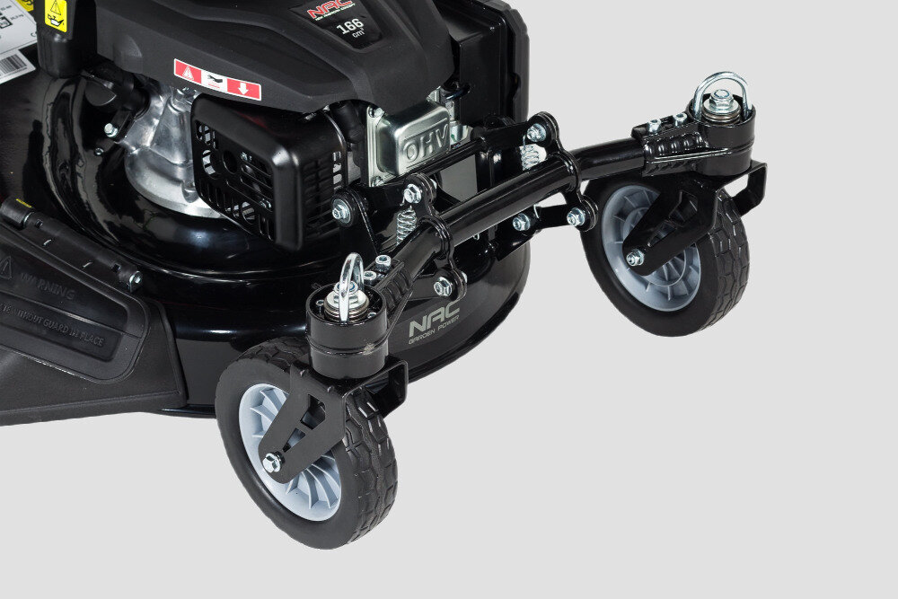Kosiarka spalinowa NAC LS50-166L-JR2 Loncin z napędem dwa koła przednie skrętne manewrowanie bardzo łatwe koła mają możliwość zablokowania 35,5 kg zwrotna możliwość obrotu w miejscu o 360 stopni