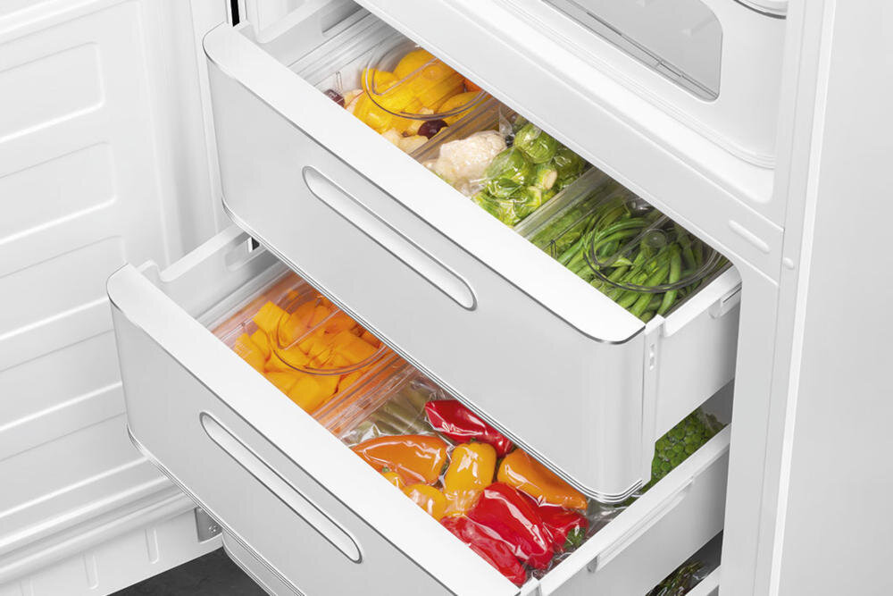 SMEG FAB32LWH5 lodówka statyczna zamrażarka druciana półka multiflow funkcja równomierne chłodzenie wnętrze zimne powietrze