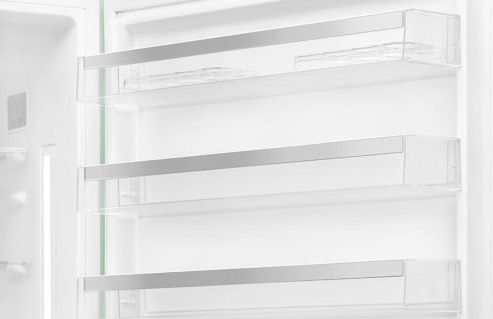 SMEG FAB32LPB5 lodówka półeczki balkoniki przechowywanie produkty spożywcze napoje nabiał jajka porządek