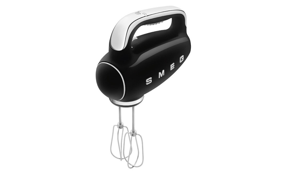 Mikser SMEG HMF01BLEU Czarny Moc, która robi różnicę Silnik o mocy 250 W płynna wydajna praca komfort