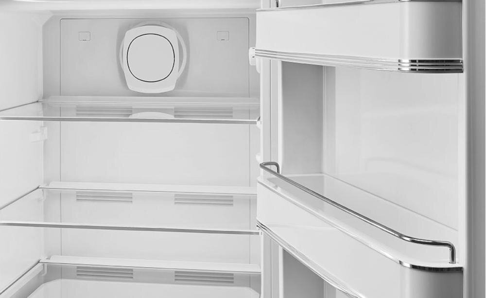 SMEG lodówka półeczki balkoniki przechowywanie produkty spożywcze napoje nabiał jajka porządek