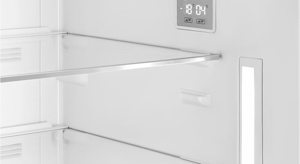 LODÓWKA SMEG FAB38RBL5 elektroniczny panel regulacja oświetlenie LED listwa