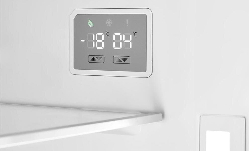 SMEG FAB38RPG5 lodówka wnętrze rodzina szklane regulowane półki pojemne szuflady żywność