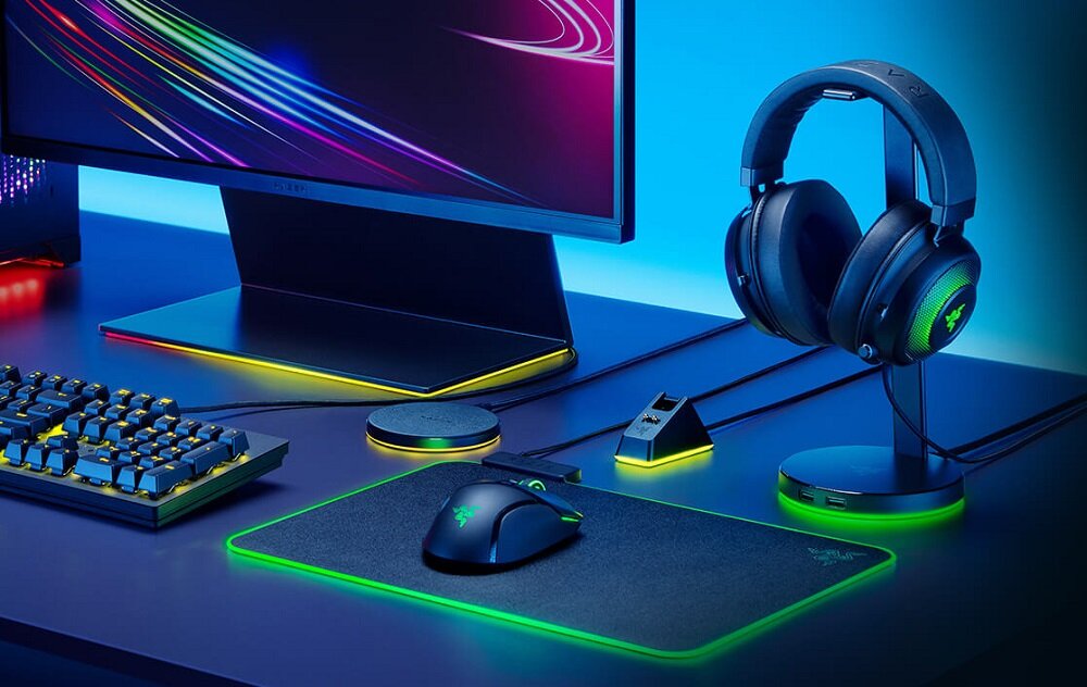 Stojak na słuchawki RAZER Base Station Chroma v2 - Wygląd ogólny jakość opis