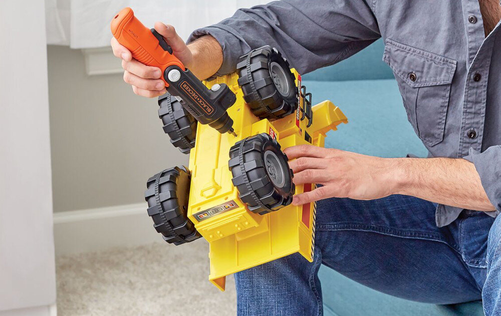 Wkrętak akumulatorowy BLACK&DECKER BDCSFL20C-QW solidny uchwyt rękojeść powleczona antypoślizgowym materiałem kompaktowa i ergonomiczna konstrukcja
