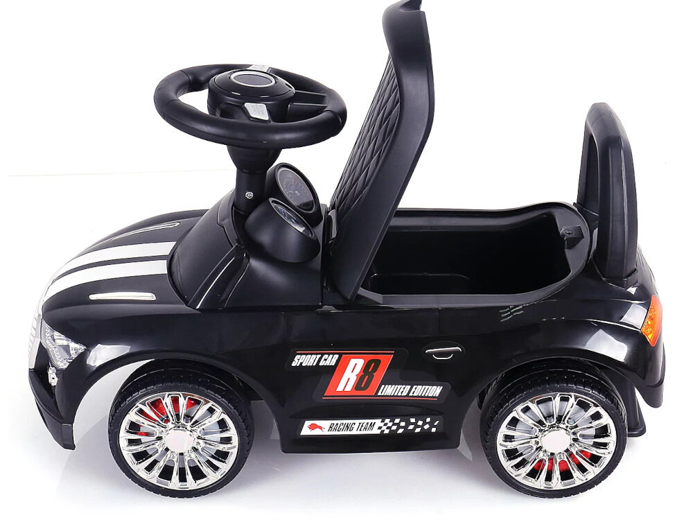 Jeździk MILLY MALLY Racer bialy koła 4 średnica 14 cm bieżnik odpowiednia przyczepność