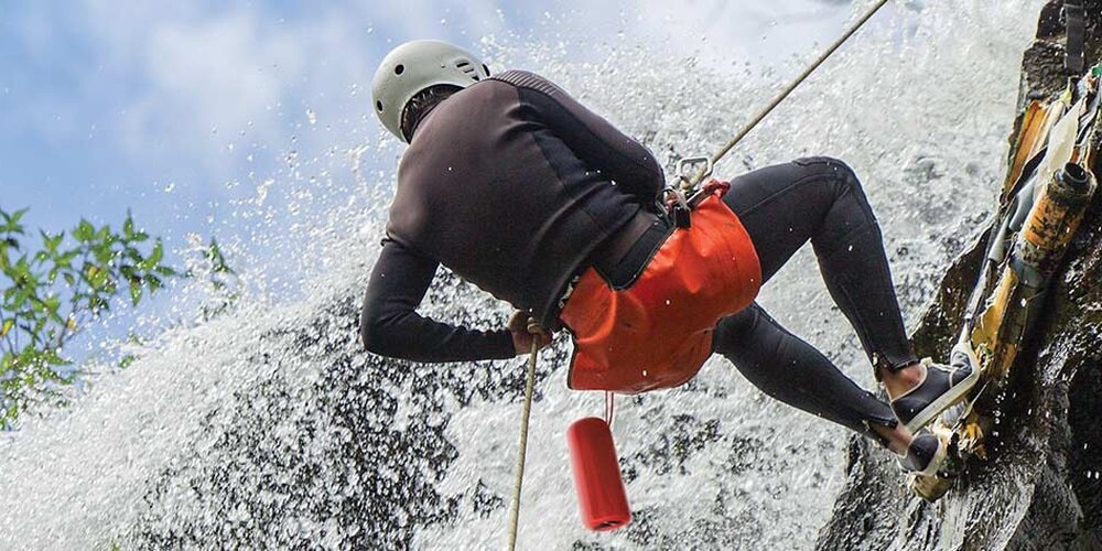 GŁOŚNIK MOBILNY FOREVER TOOB 30 podróż wodoodporność