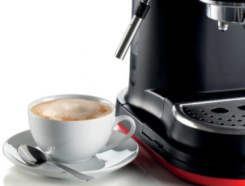 Ekspres ARIETE Moderna 1318/00 Dysza Maxi Cappuccino Funkcja spieniania mleka cappuccino i latte z aksamitną pianka kremowa konsystencja