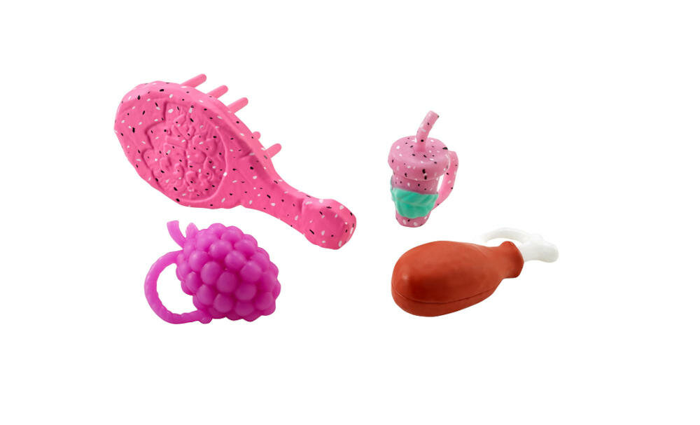 MATTEL-CAVE-CLUB-ROCKELLE-GTL69 akcesoria zabawa grzebień przekąski