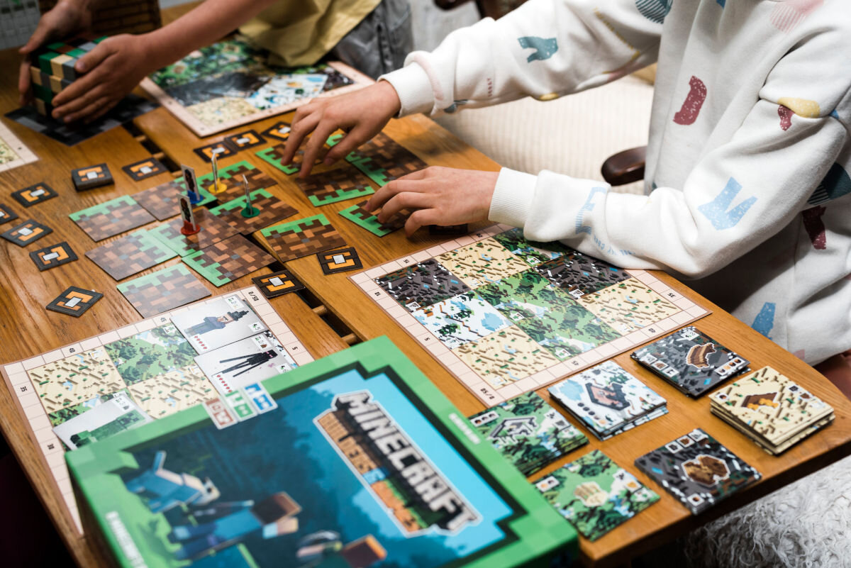 Gra planszowa RAVENSBURGER Minecraft cechy gry