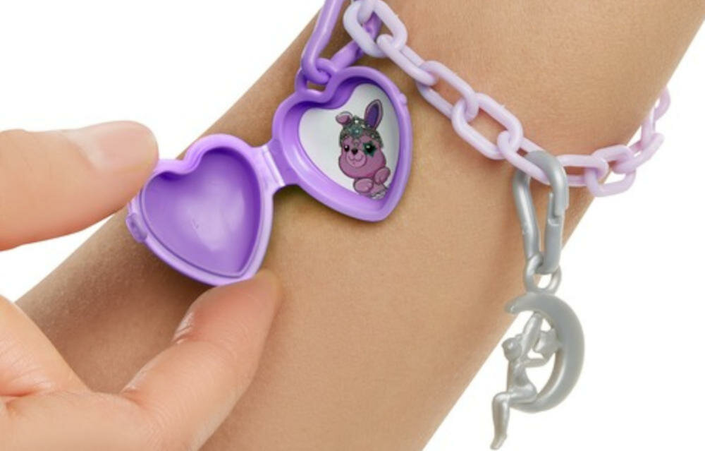 MATTEL-BARBIE-REVEAL-FANTAZJA-GXV94 lalka akcesoria bransoletka zawieszka serduszko obrazek piesek ręka trend moda mała dama