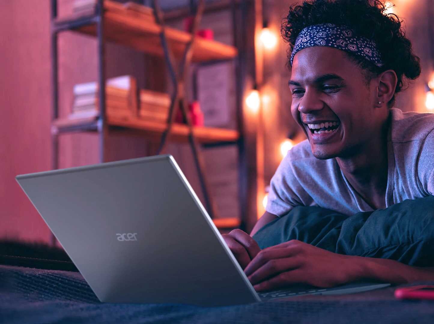 Laptop ACER Swift 3 - Szybkie ładowanie