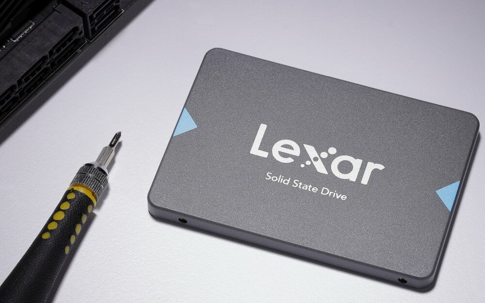 Dysk LEXAR NQ100 SSD zakłócenia obsługa energooszczędna praca poziom żywotności
