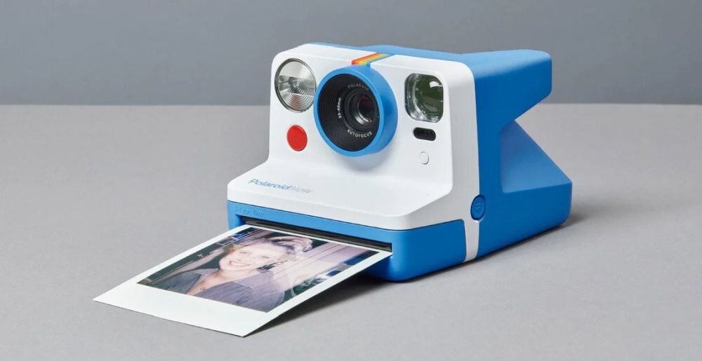 Aparat POLAROID Now  zdjęcia drukowanie drukarka wkłady filmy rozdzielczość bateria obiektyw pojemność tryby filtry łączność smartfon aplikacja sterowanie ogniskowa przysłona migawka lampa błyskowa wymiary ekran wizjer waga zapis karta pamięć 