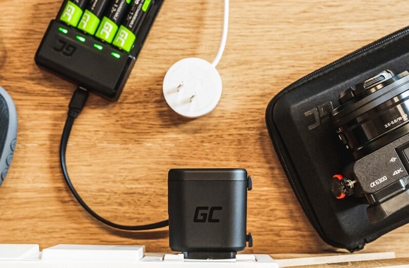 Adapter podróżny GREEN CELL AK84 - uniwersalny