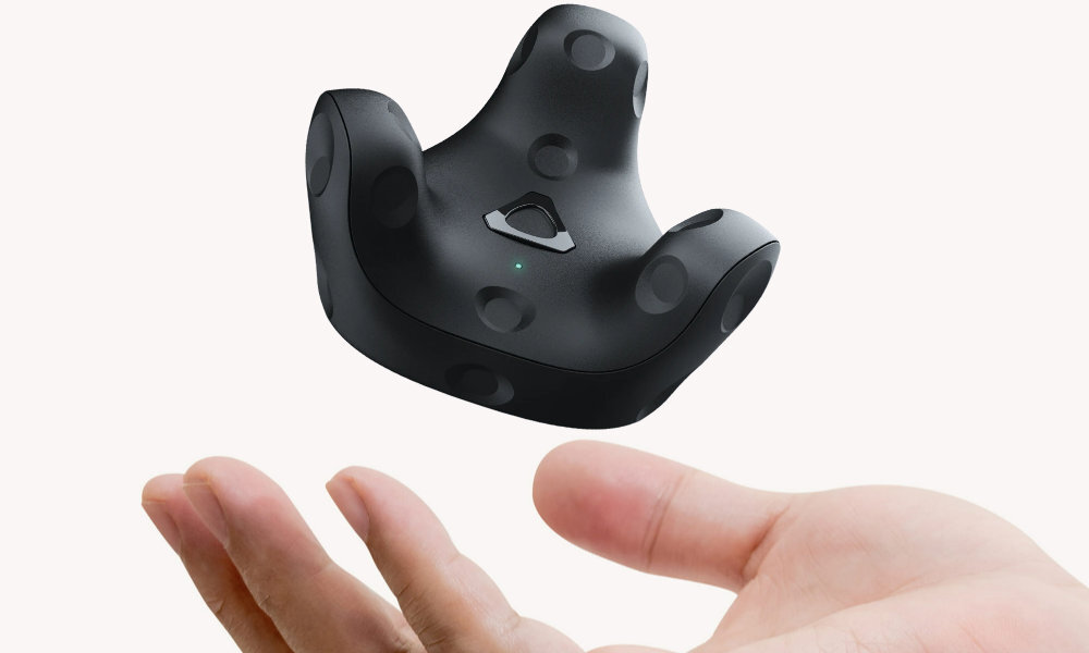 VIVE Tracker (3.0) reka