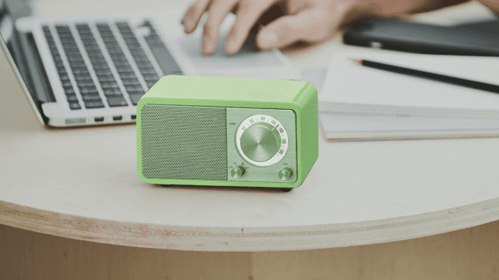 Radio SANGEAN WR-7 - design