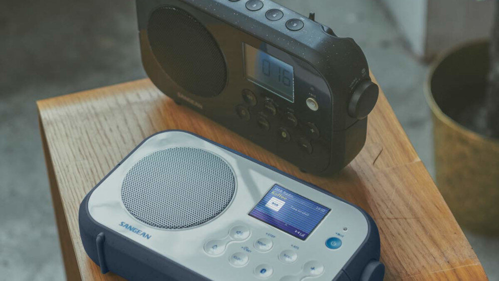 Radio SANGEAN DPR-42BT - design